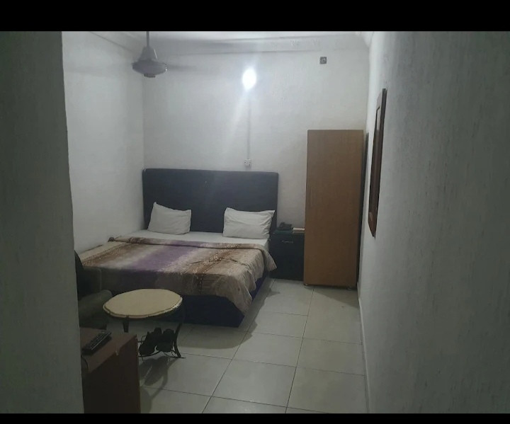 KIKO HOTEL, NO 3 DELTA CRESCENT, OFF IKPOKPAN ROAD GRA, BENIN CITY, EDO STATE. For Easy Bookings And Reservations, Please Contact Our Cloza App Representative On Call And Watsapp. Details Below