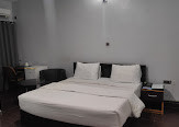 New Point Hotels and suits, No 31 Atiku Abubakar way, Uyo. For Easy Bookings And Reservations, Please Contact Cloza App Representative On Call And Watsapp. Details Below